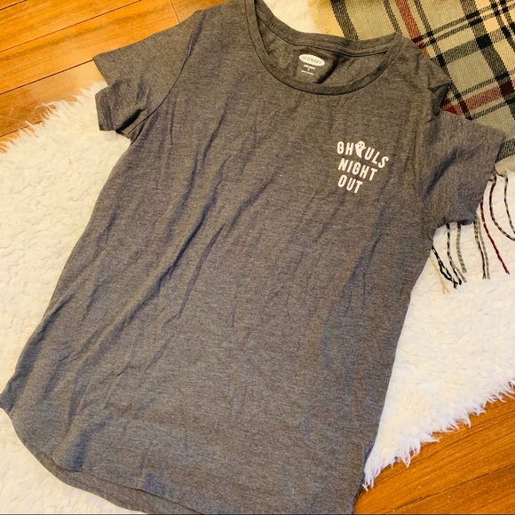 ⭐️ OLD NAVY Gray Ghouls Night Out Tee - Picture 2 of 5